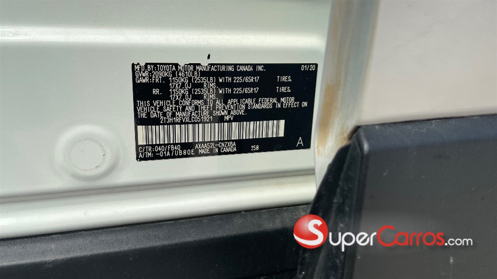 2020 Toyota RAV4 LE — foto 11 / 12