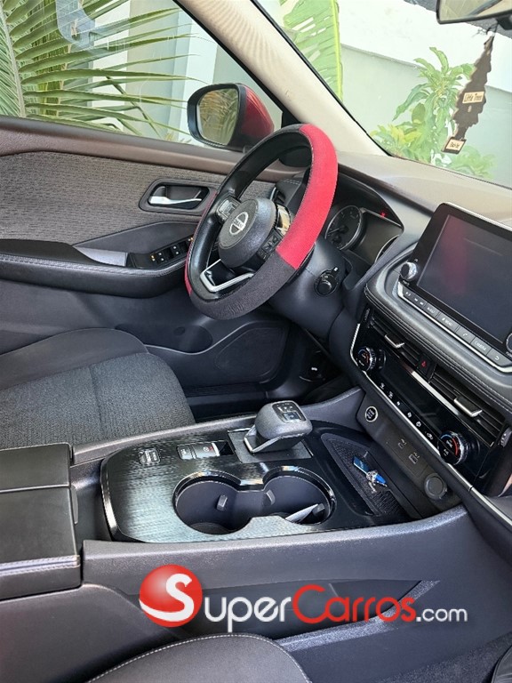 2021 Nissan Rogue SV — foto 7 / 8