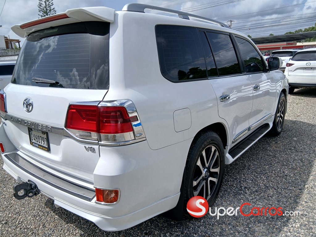 2009 Toyota Land Cruiser VXR — foto 3 / 9