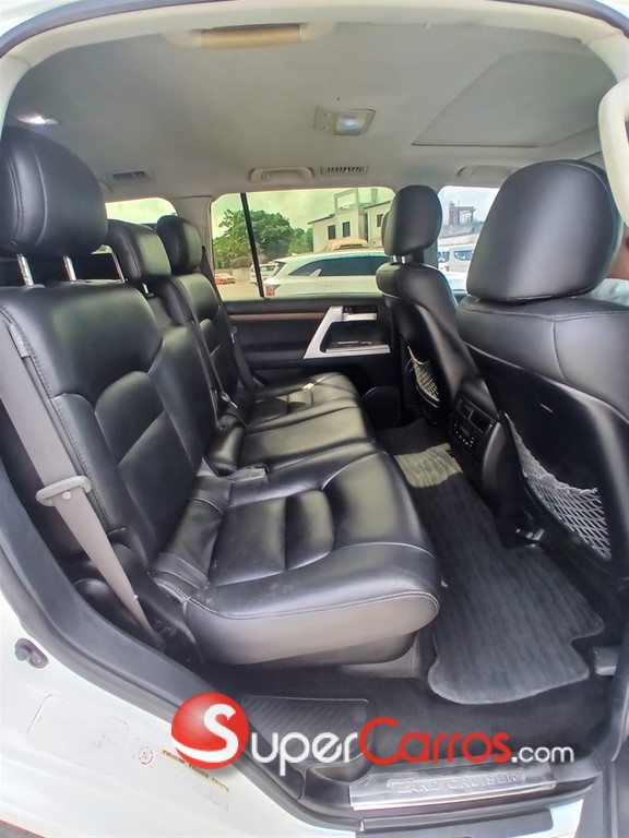 2009 Toyota Land Cruiser VXR — foto 7 / 9