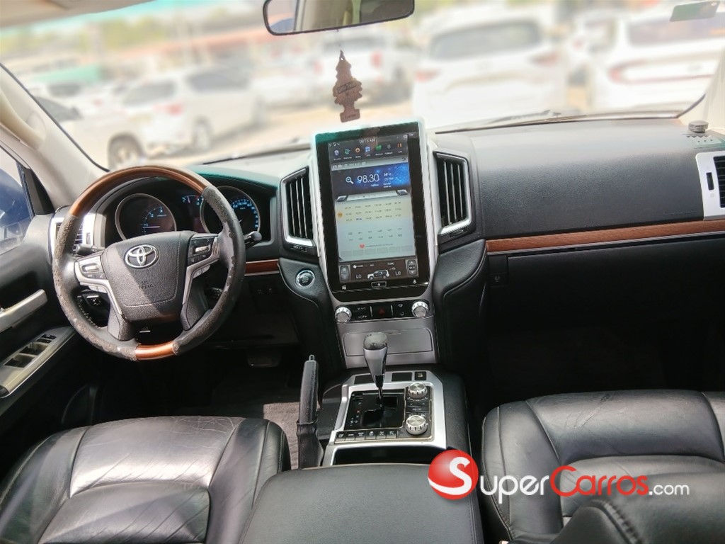 2009 Toyota Land Cruiser VXR — foto 8 / 9