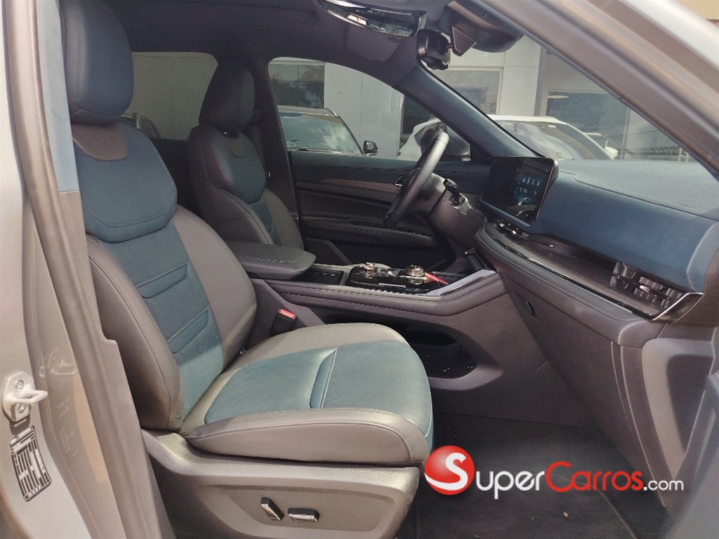 2025 Ford Territory Titanium — foto 8 / 12