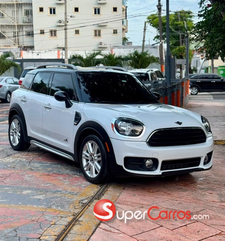 2019 Mini Cooper Countryman S ALL4 — foto 2 / 12