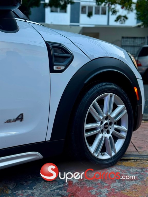 2019 Mini Cooper Countryman S ALL4 — foto 4 / 12