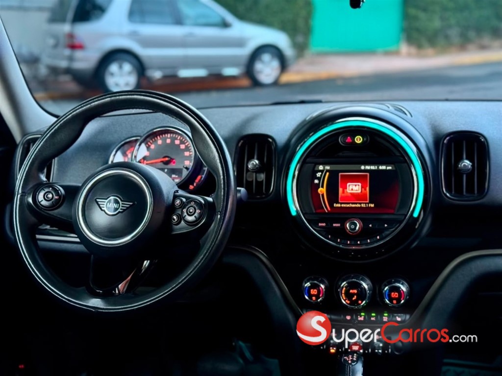 2019 Mini Cooper Countryman S ALL4 — foto 6 / 12