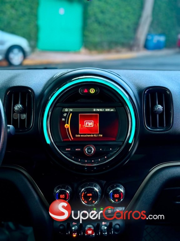 2019 Mini Cooper Countryman S ALL4 — foto 7 / 12