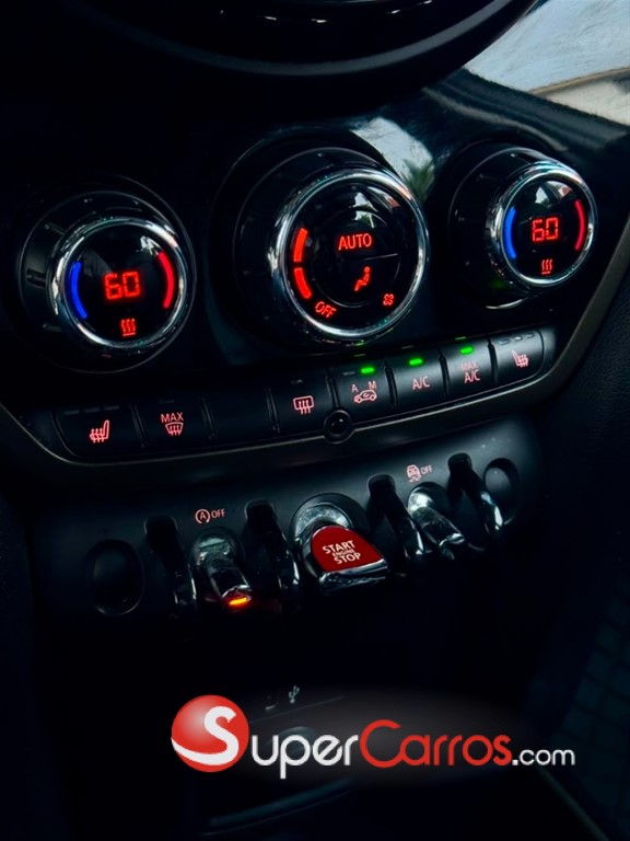 2019 Mini Cooper Countryman S ALL4 — foto 9 / 12