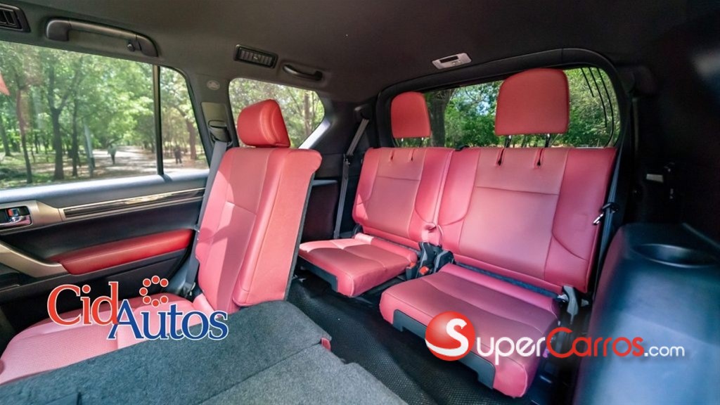 2020 Lexus GX 460 — foto 12 / 12