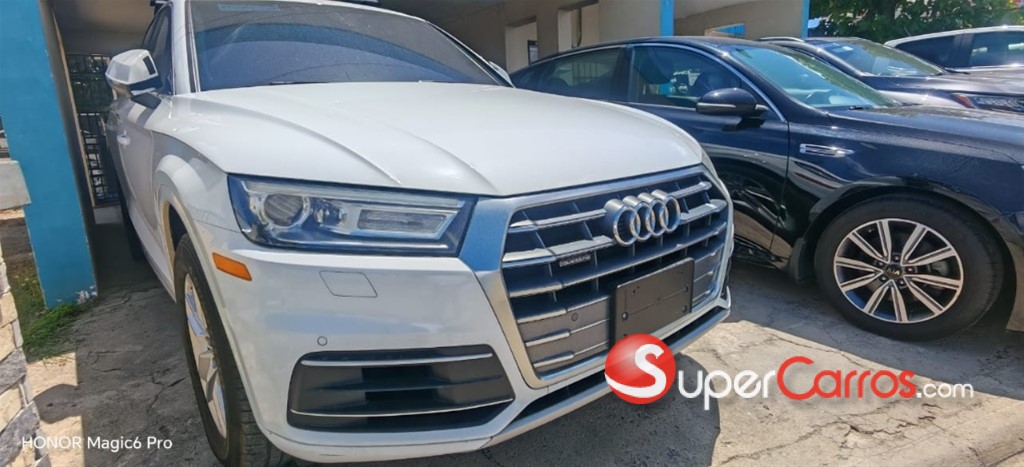 2020 Audi Q5 Premium Plus