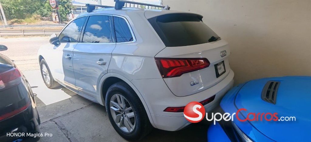 2020 Audi Q5 Premium Plus — foto 6 / 8
