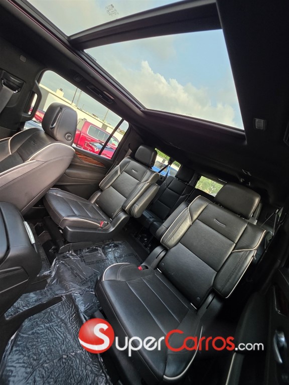 2021 Cadillac Escalade Premium Luxury Long — foto 9 / 12