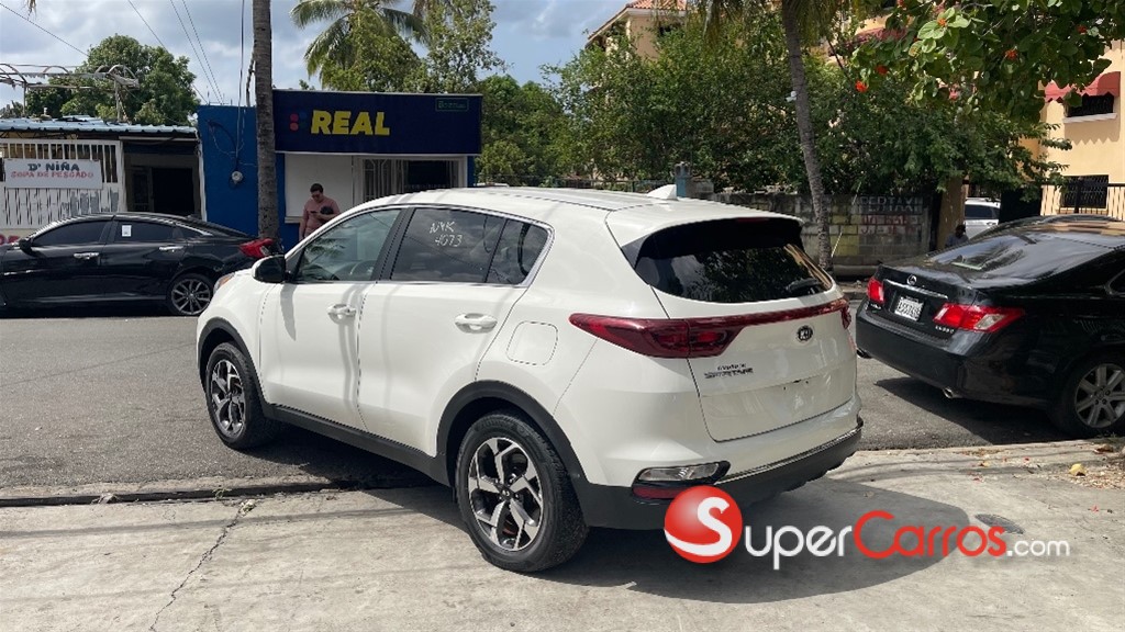 2020 Kia Sportage LX — foto 4 / 12