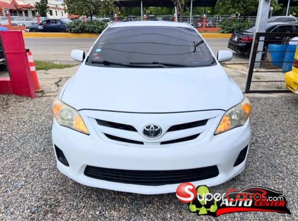 2013 Toyota Corolla LE — foto 8 / 8