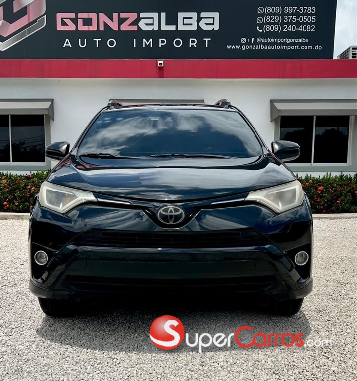 2017 Toyota RAV4 LE — foto 2 / 12