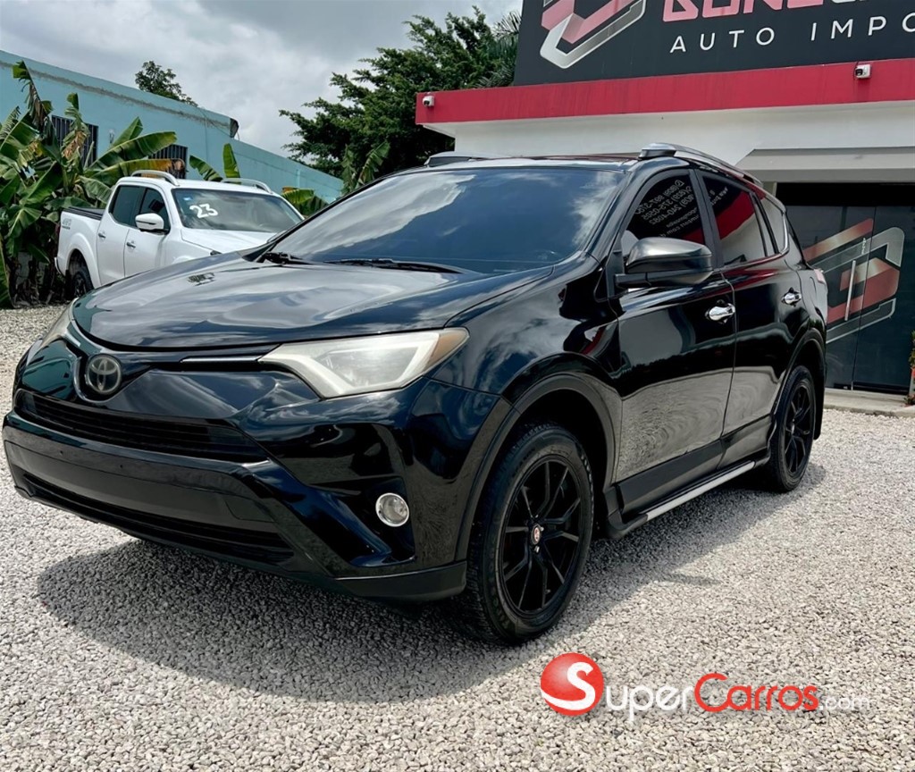 2017 Toyota RAV4 LE — foto 3 / 12