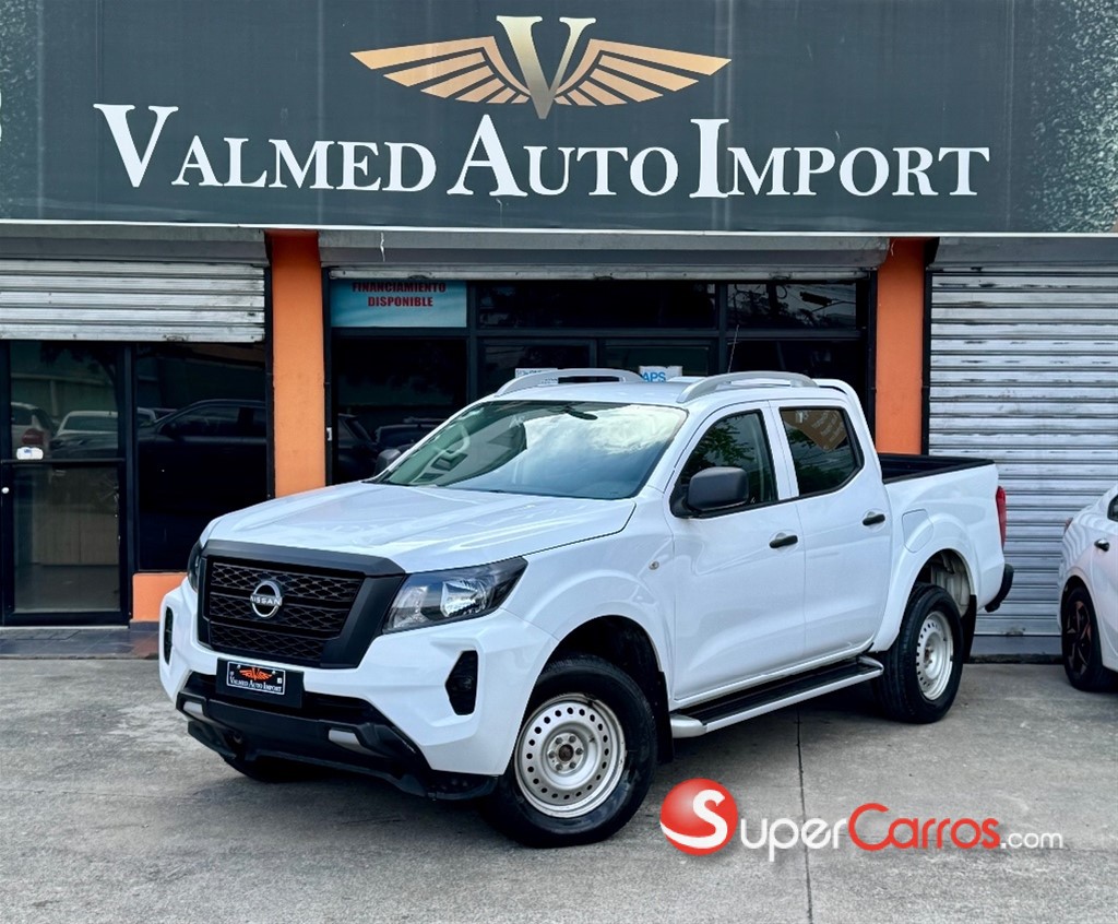 2024 Nissan Frontier LE