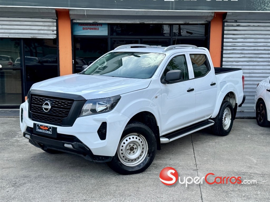 2024 Nissan Frontier LE — foto 2 / 12