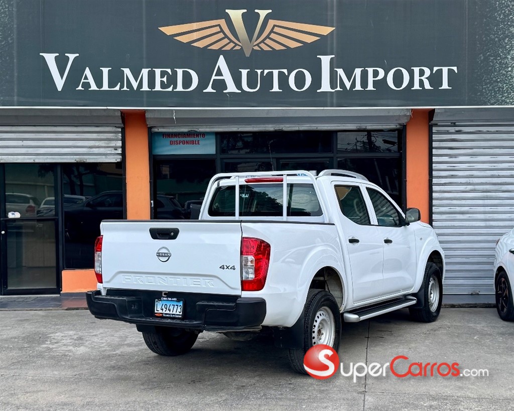 2024 Nissan Frontier LE — foto 5 / 12