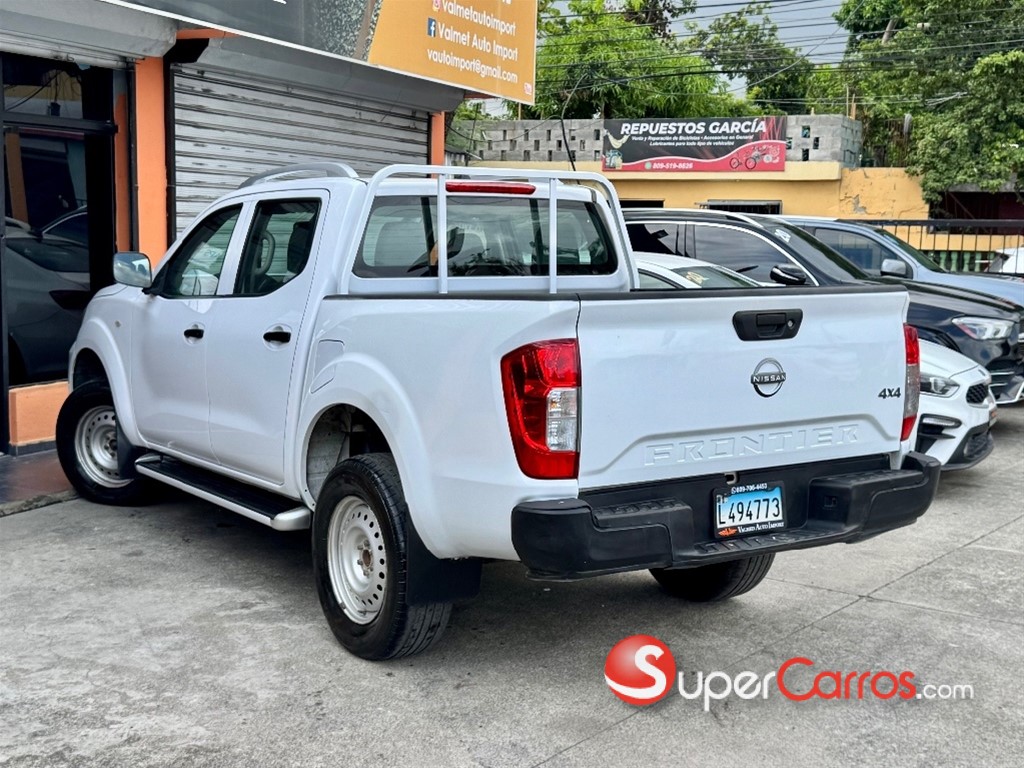 2024 Nissan Frontier LE — foto 7 / 12
