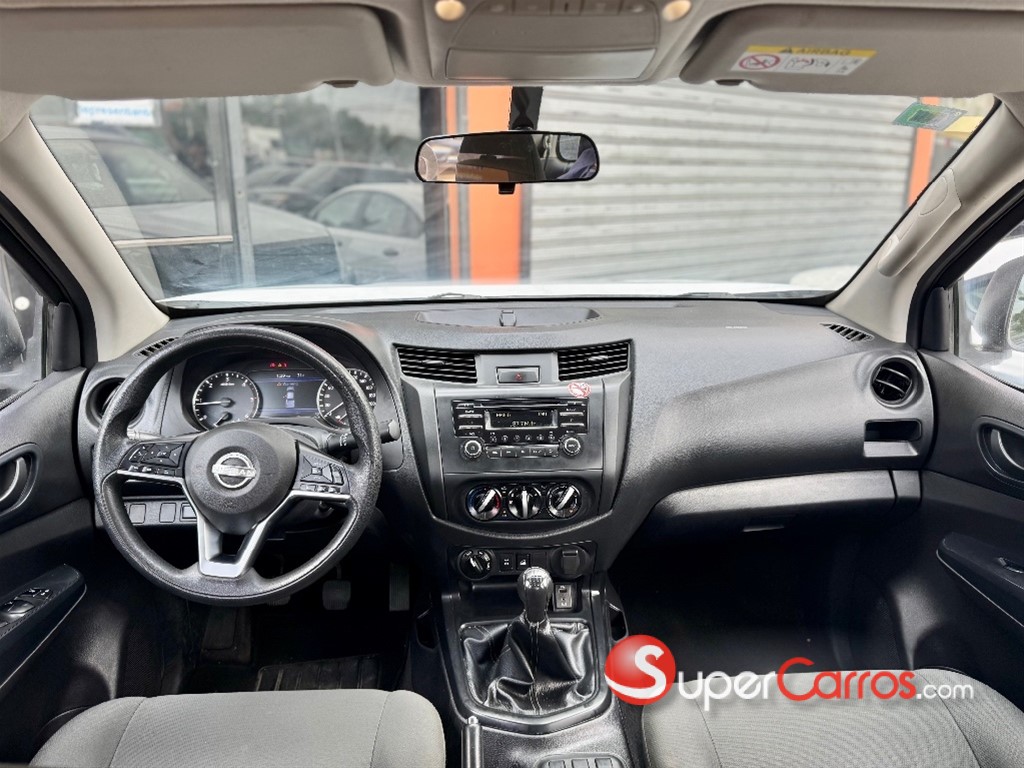 2024 Nissan Frontier LE — foto 10 / 12