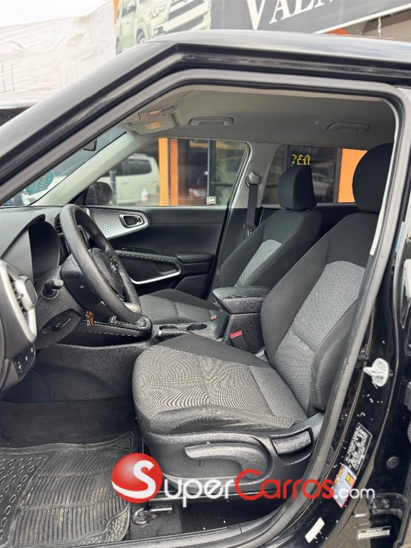 2020 Kia Soul LX — foto 10 / 12