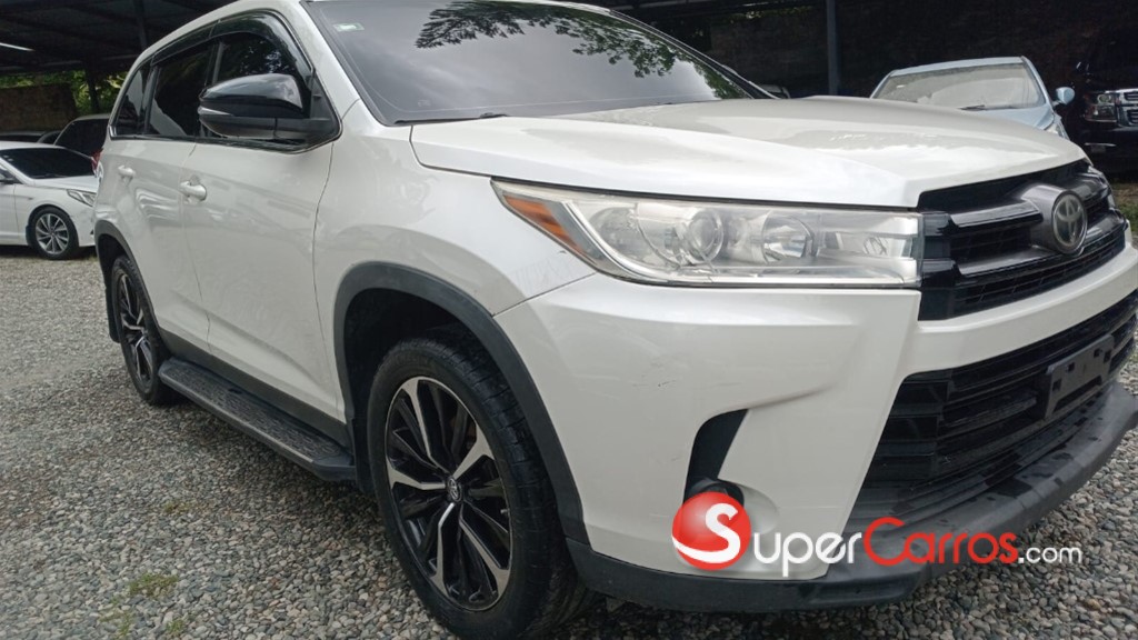 2019 Toyota Highlander Hybrid LE