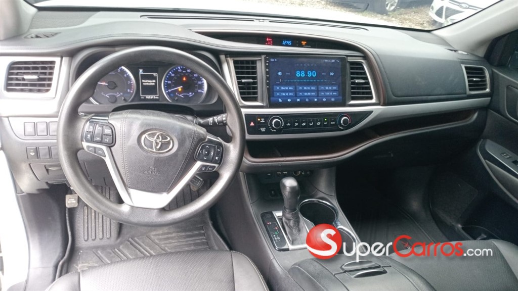 2019 Toyota Highlander Hybrid LE — foto 9 / 9