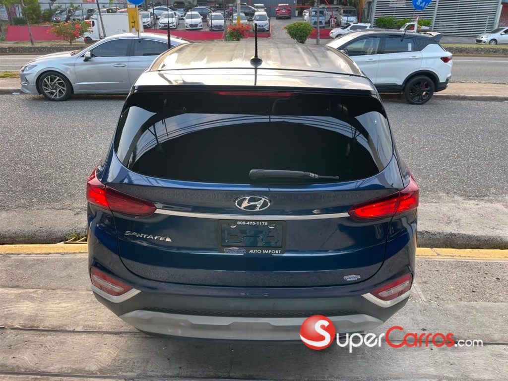 2020 Hyundai Santa Fe SE — foto 5 / 10