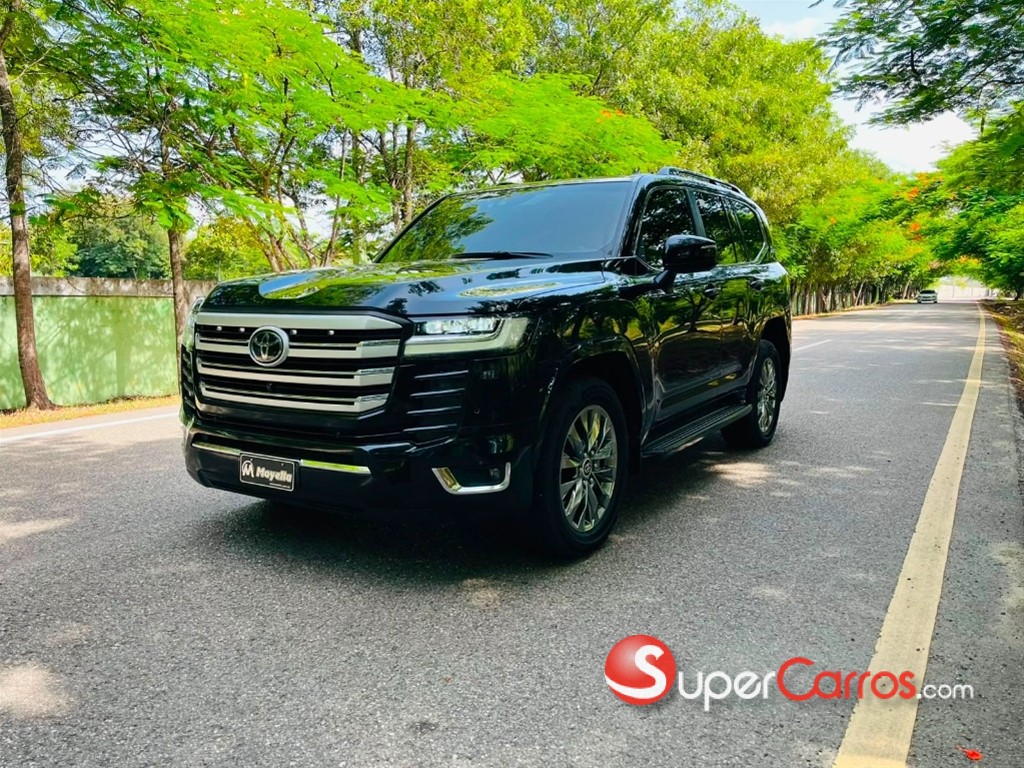 2022 Toyota Land Cruiser 70 ANIVERSARIO — foto 3 / 12