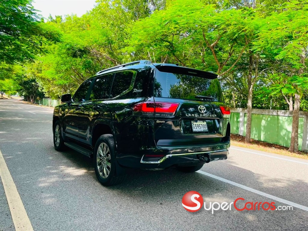 2022 Toyota Land Cruiser 70 ANIVERSARIO — foto 10 / 12