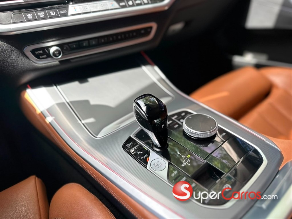 2022 BMW X 5 XDRIVE 25D — foto 8 / 12