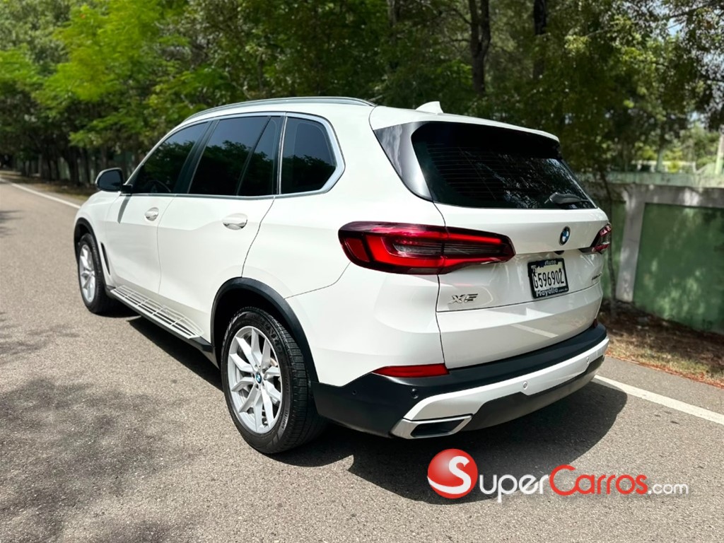 2022 BMW X 5 XDRIVE 25D — foto 9 / 12