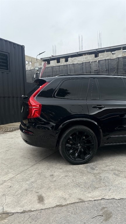 2024 Volvo XC90 B6 Ultimate — foto 2 / 9