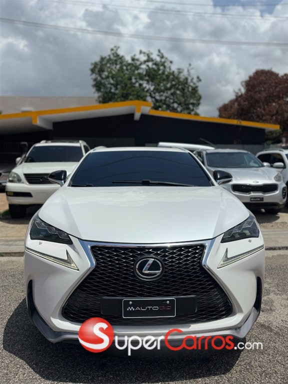 2016 Lexus NX 200T F Sport — foto 2 / 11