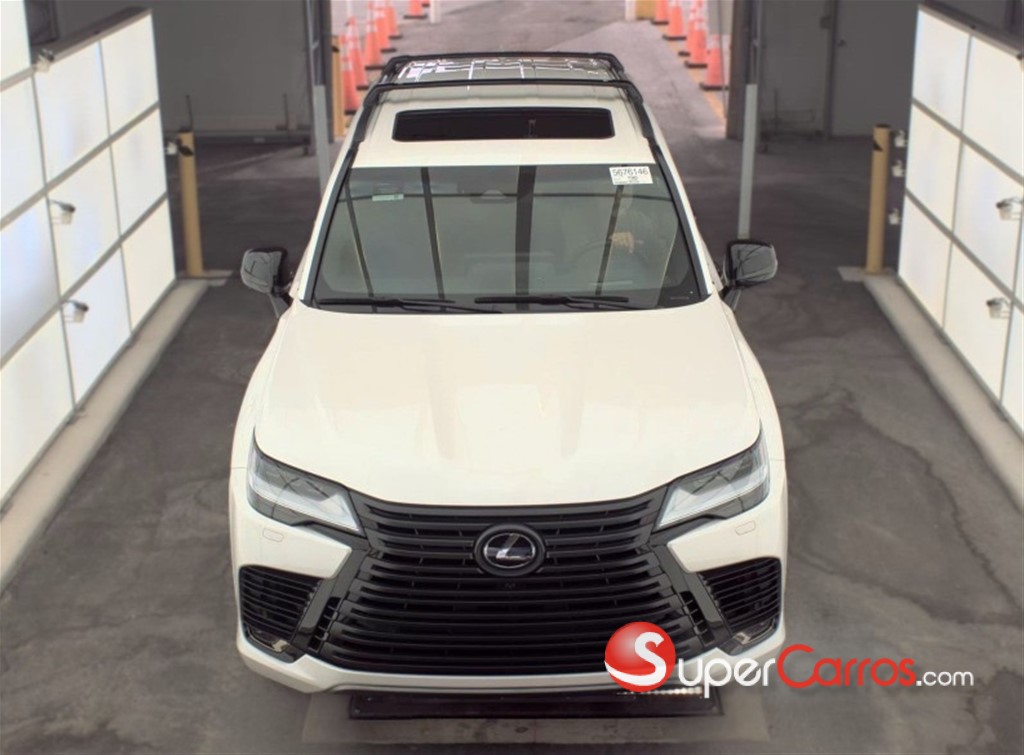 2025 Lexus LX 700 H Luxury — foto 6 / 12