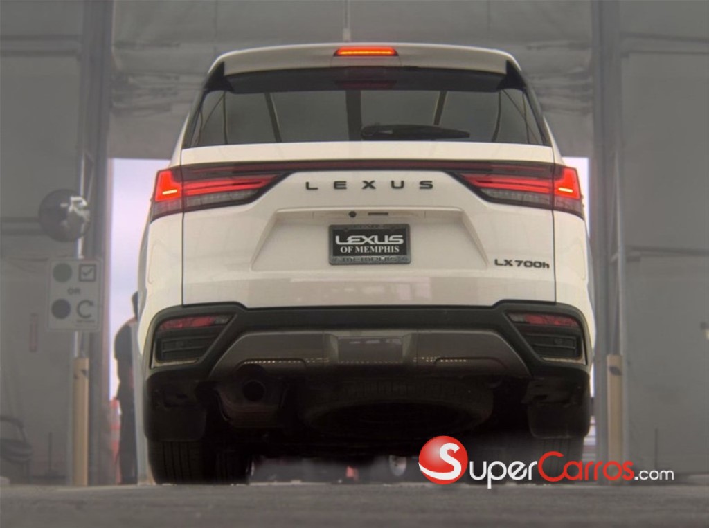 2025 Lexus LX 700 H Luxury — foto 8 / 12