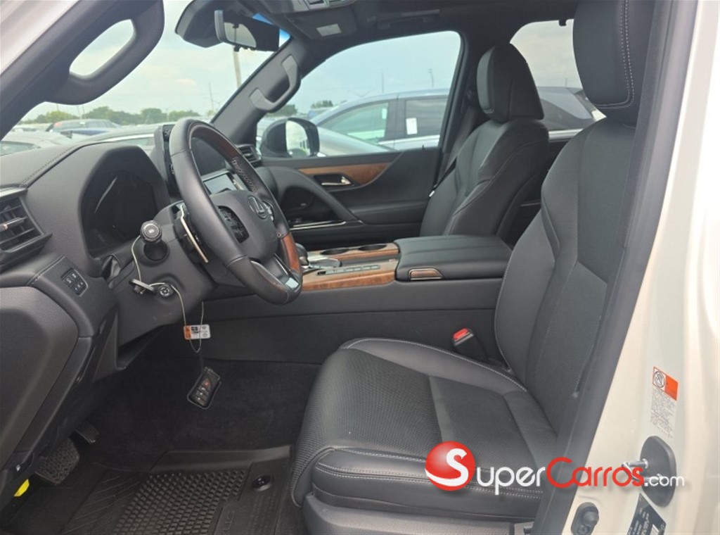 2025 Lexus LX 700 H Luxury — foto 10 / 12