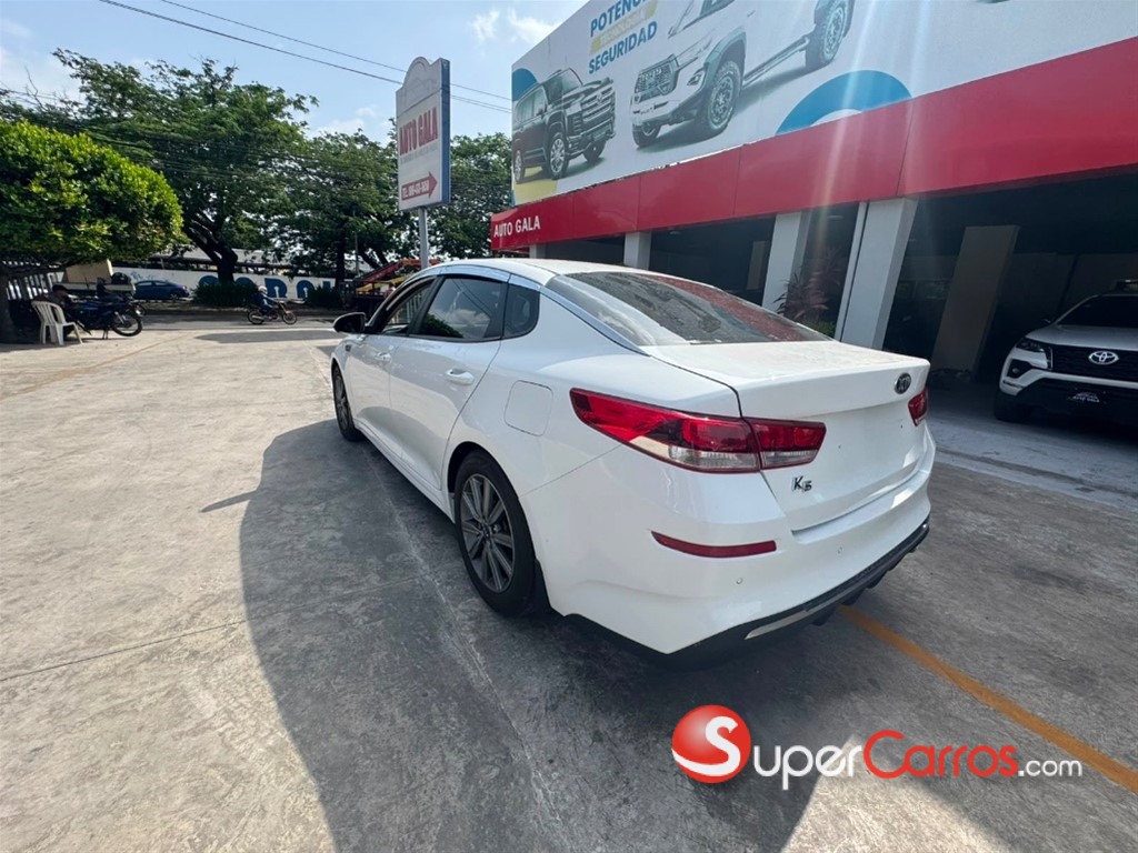 2021 Kia K-5 — foto 2 / 12