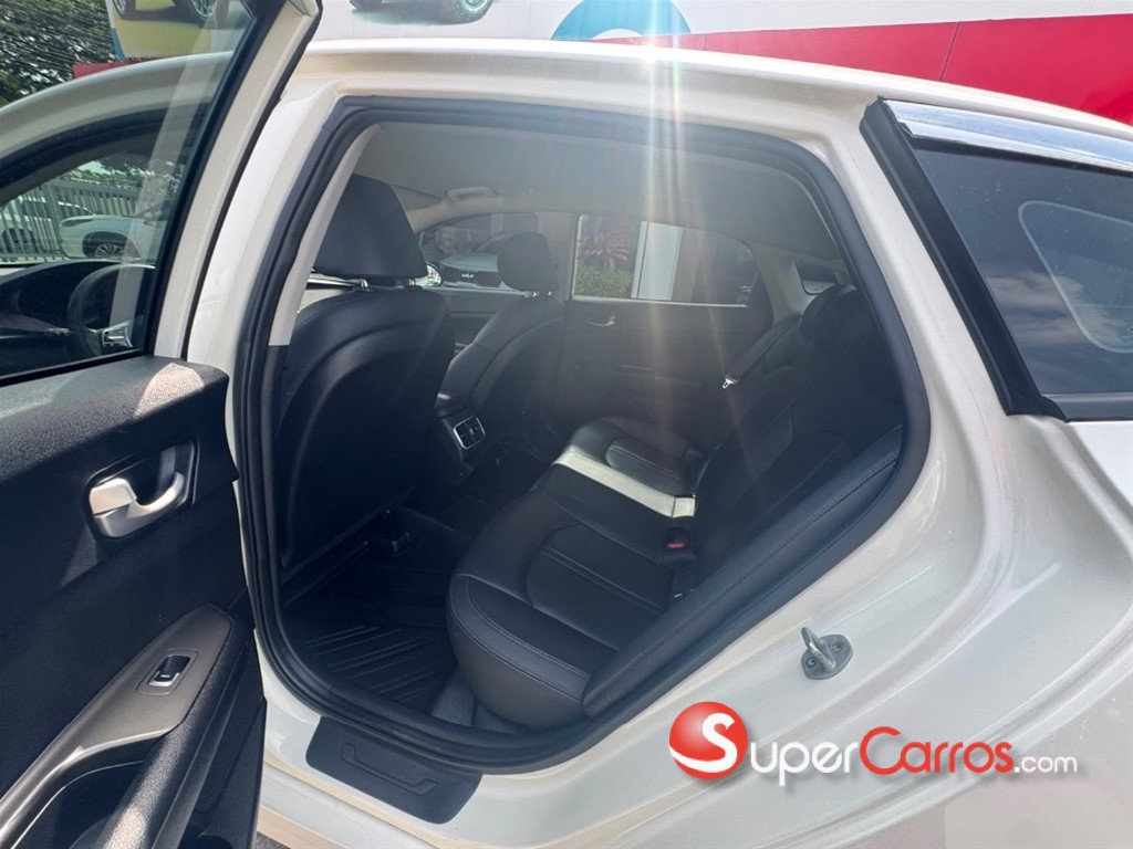 2021 Kia K-5 — foto 10 / 12