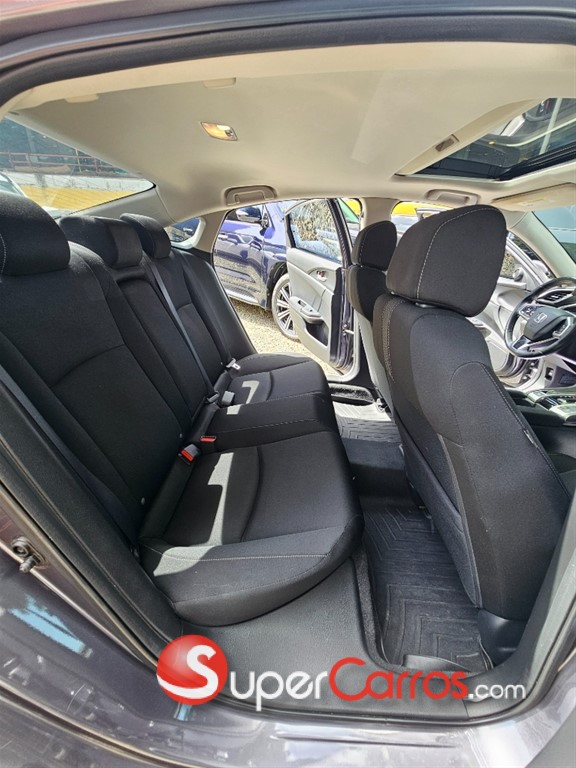 2019 Honda Civic EX — foto 8 / 10