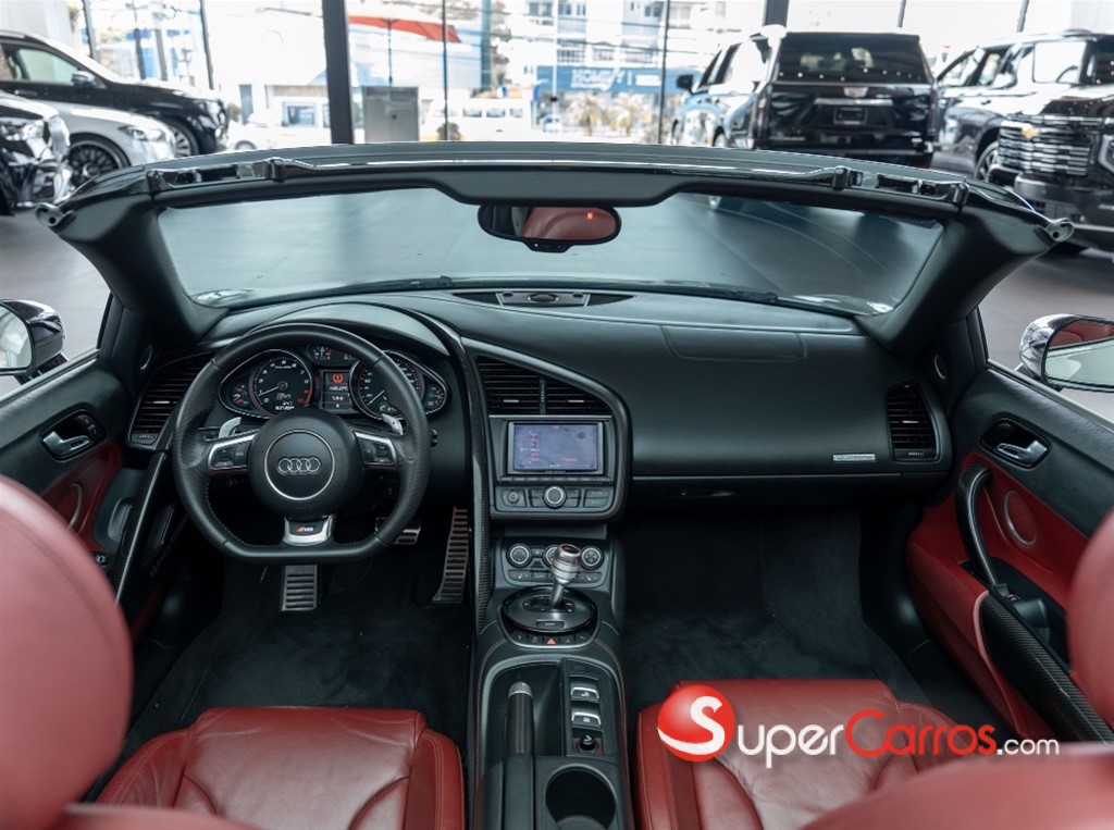 2015 Audi R8 V10 Spyder — foto 3 / 12