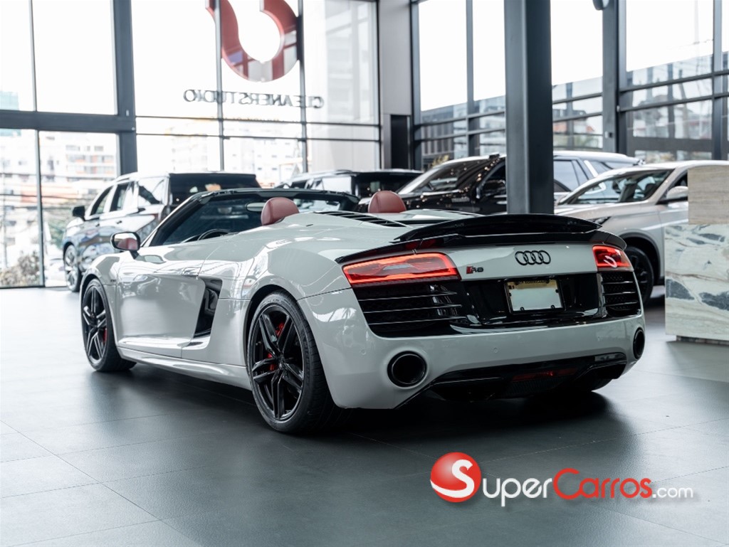 2015 Audi R8 V10 Spyder — foto 5 / 12