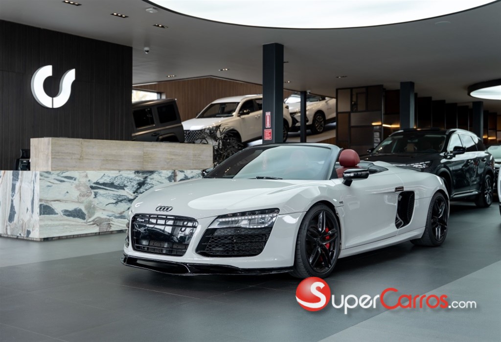2015 Audi R8 V10 Spyder — foto 11 / 12