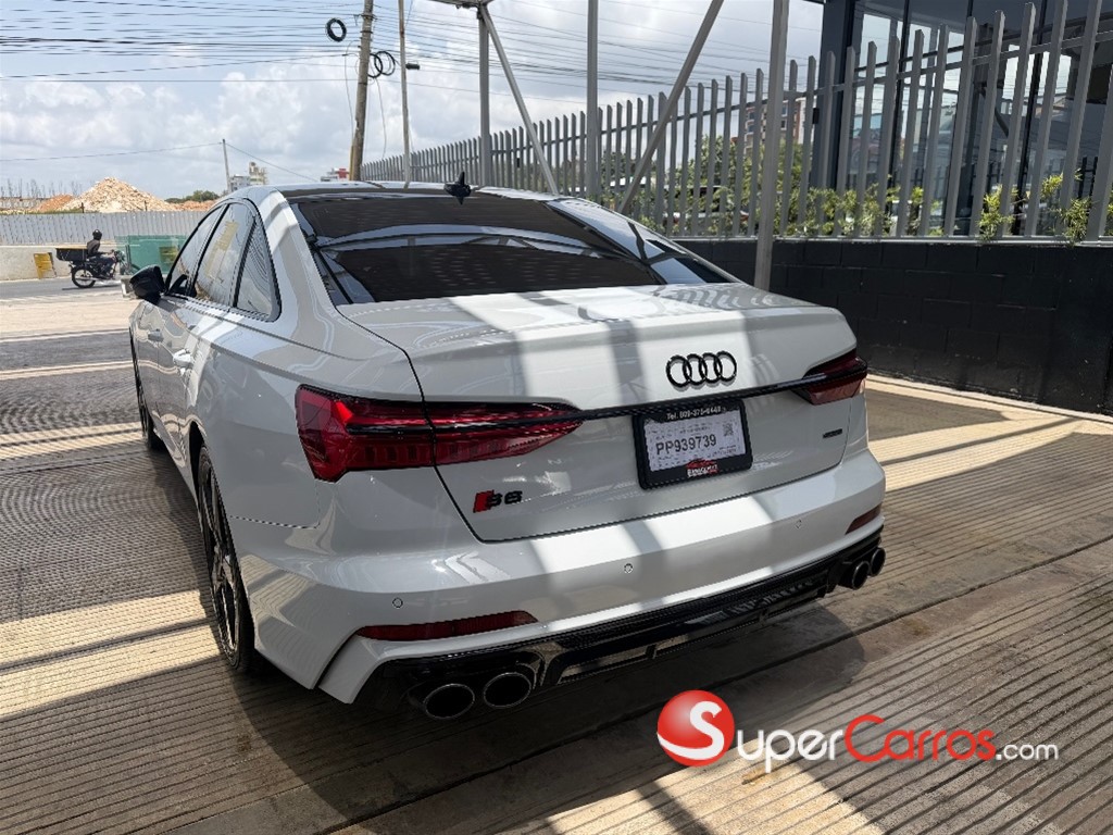 2021 Audi A6 Quattro Premium Plus — foto 6 / 7