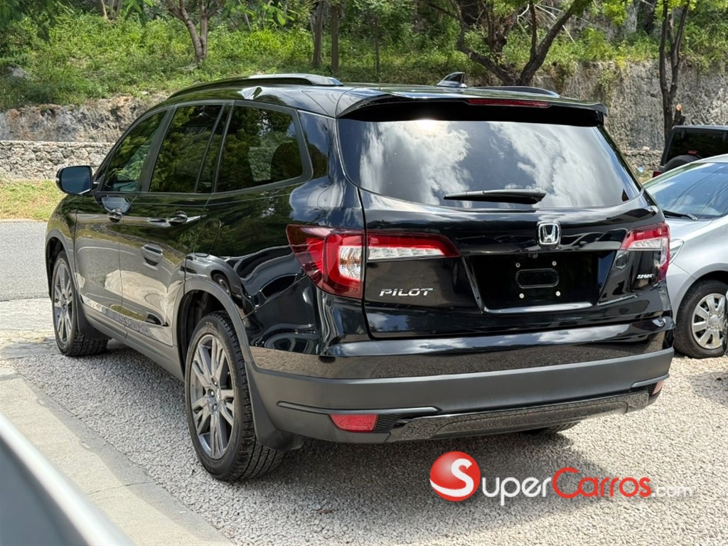 2022 Honda Pilot EX — foto 9 / 12