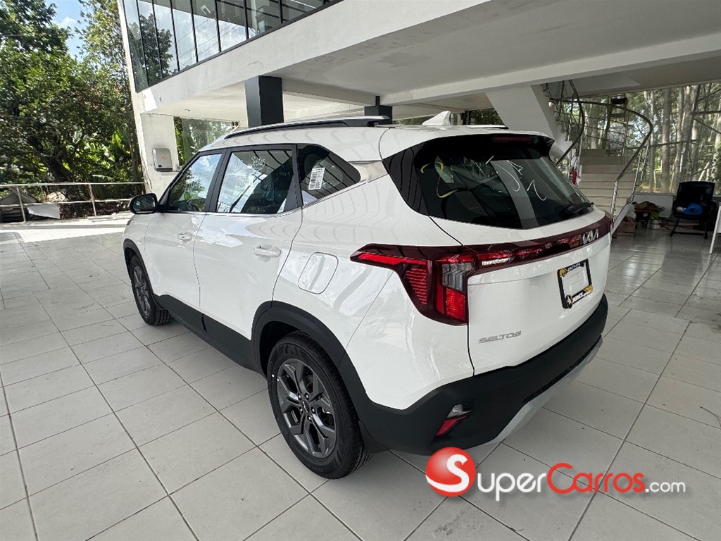 2027 Kia Seltos — foto 7 / 12