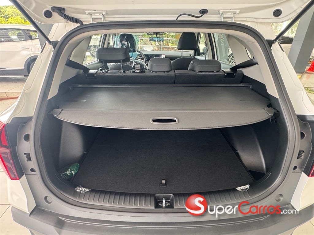 2027 Kia Seltos — foto 8 / 12