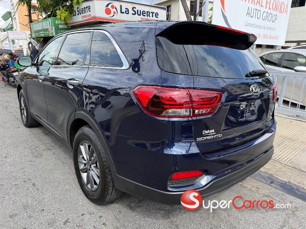 2020 Kia Sorento LX — foto 6 / 11