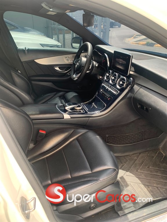2018 Mercedes-Benz Clase C 300 — foto 9 / 11