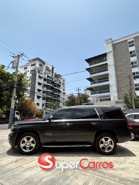 2015 Chevrolet Tahoe LTZ — foto 2 / 9